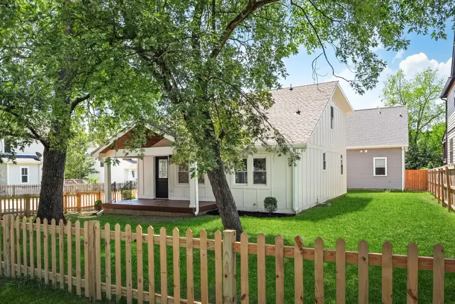 936 Cahal Avenue property view 3