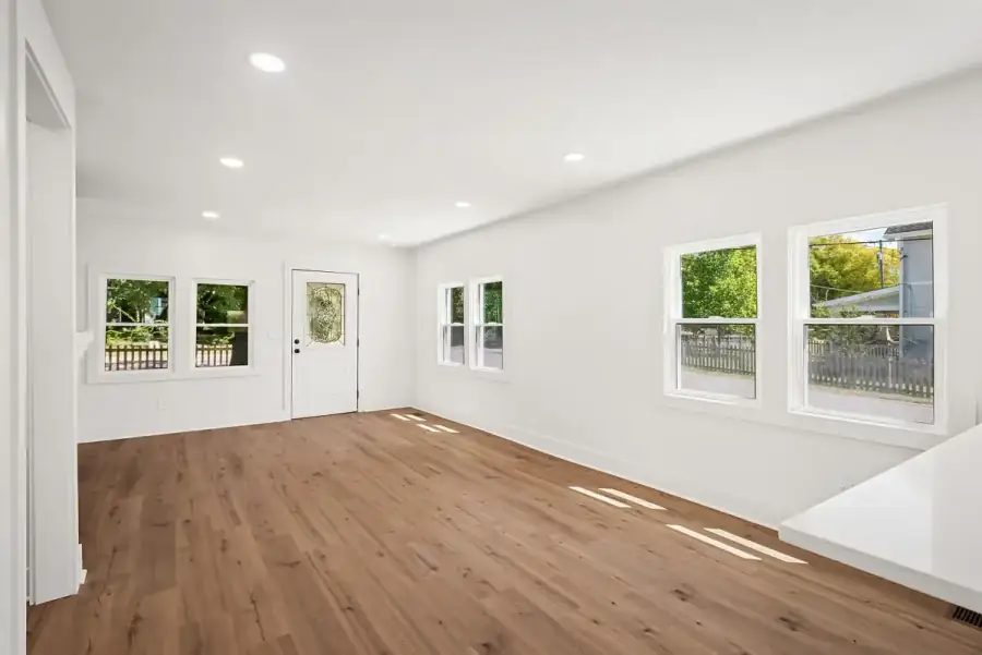 936 Cahal Avenue property view 6